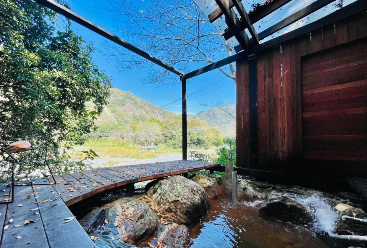 Ferienwohnung 森之秘湯 Mhuwe Hotspring Renai Exterior foto