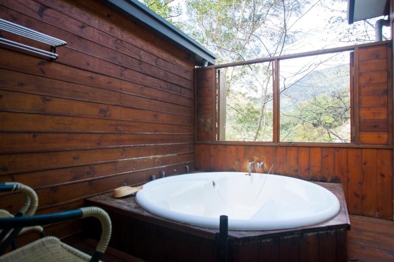 Ferienwohnung 森之秘湯 Mhuwe Hotspring Renai Exterior foto