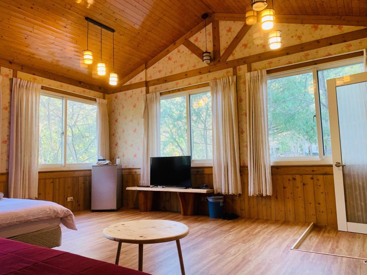 Ferienwohnung 森之秘湯 Mhuwe Hotspring Renai Exterior foto